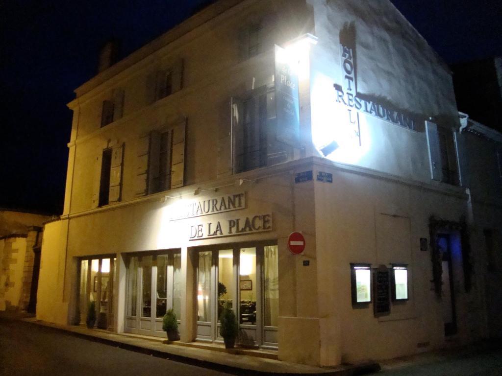 Hotel Restaurant De La Place Saint-Jean-d'Angely Luaran gambar